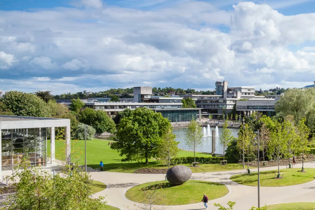 University College Dublin (UCD)